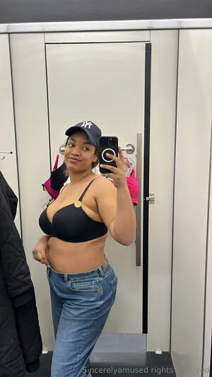 Sincerelyamused OnlyFans Leaked Free Thumbnail Picture - #QAP45wWGv5