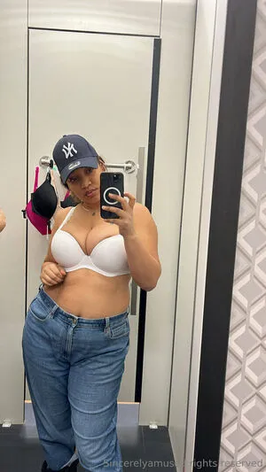 Sincerelyamused OnlyFans Leaked Free Thumbnail Picture - #bszs2qP9Mj