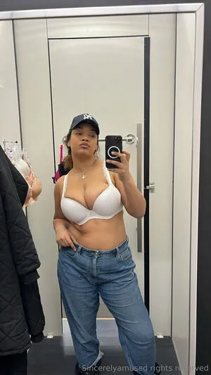 Sincerelyamused OnlyFans Leaked Free Thumbnail Picture - #fimSniCQ7S