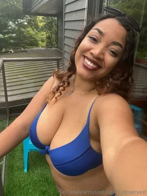 Sincerelyamused OnlyFans Leaked Free Thumbnail Picture - #xGSFEm0CD3