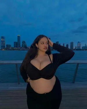 Sincerelyitsjulie OnlyFans Leaked Free Thumbnail Picture - #C1tg9WhOOd