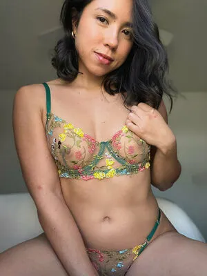 Sincerelyxjade Free OnlyFans Leaked Free Thumbnail Picture - #9rgXThU8Jp