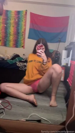 Sincerlyyneon OnlyFans Leaked Free Thumbnail Picture - #IB0nXxMwJq