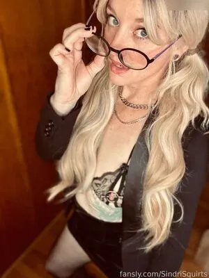 Sindrisquirts OnlyFans Leaked Free Thumbnail Picture - #PDW5l6p0IY