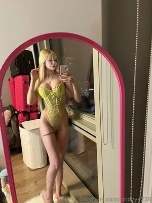 Sindyyy228 OnlyFans Leaked Free Thumbnail Picture - #1gqdIX2xMI