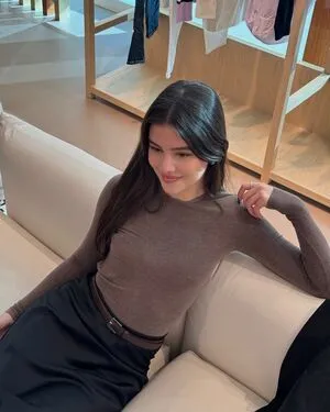 Sinem Melek Coskun OnlyFans Leaked Free Thumbnail Picture - #37V7256GmU