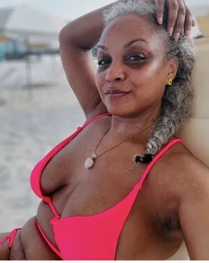 Sinnamon Love OnlyFans Leaked Free Thumbnail Picture - #88V8UTaln2