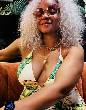 Sinnamon Love OnlyFans Leaked Free Thumbnail Picture - #DERPNOUSTu
