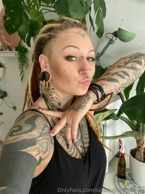 Sinuousserpentine OnlyFans Leaked Free Thumbnail Picture - #cNzdWfkgxF