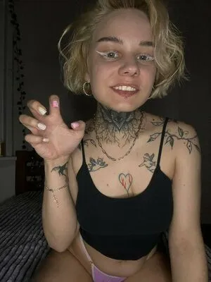 Sipofa Lean OnlyFans Leaked Free Thumbnail Picture - #YQX09Cw003