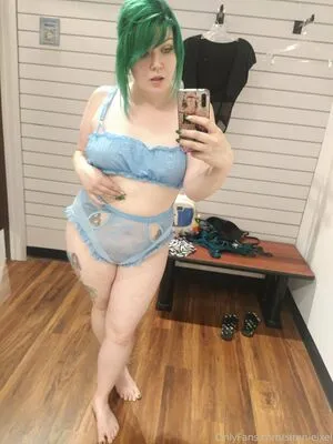 Siren Eixel OnlyFans Leaked Free Thumbnail Picture - #fSyrKvHFLg