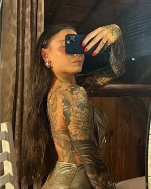 Sirenadamare OnlyFans Leaked Free Thumbnail Picture - #K8XBlI00Jo