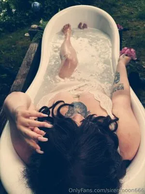 Sirenmoon666 OnlyFans Leaked Free Thumbnail Picture - #8pNSk7ynjD