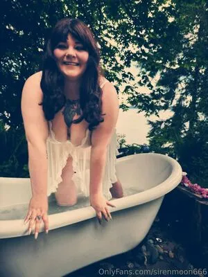 Sirenmoon666 OnlyFans Leaked Free Thumbnail Picture - #OdRPcc2gAv