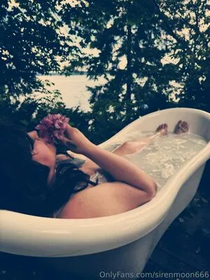 Sirenmoon666 OnlyFans Leaked Free Thumbnail Picture - #lUDE3sgmRd