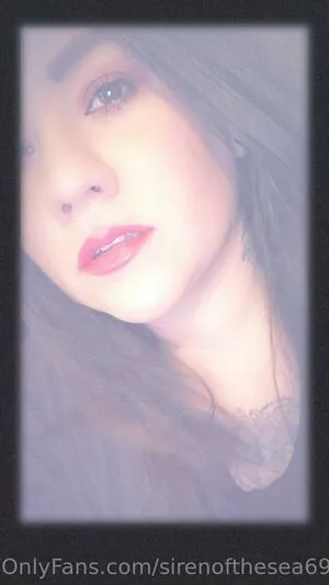 Sirenofthesea69 OnlyFans Leaked Free Thumbnail Picture - #iBCM7OepE1