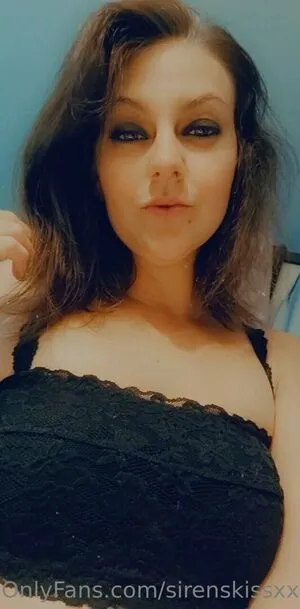 Sirenskissxx OnlyFans Leaked Free Thumbnail Picture - #7H6AD0jKWO