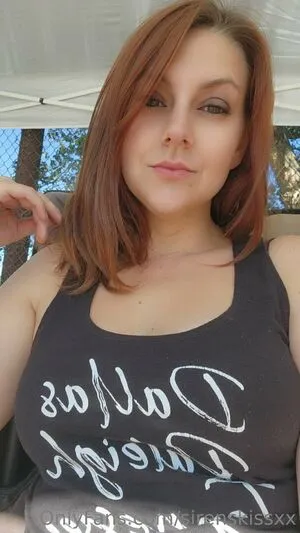 Sirenskissxx OnlyFans Leaked Free Thumbnail Picture - #Q02mmAAgsQ