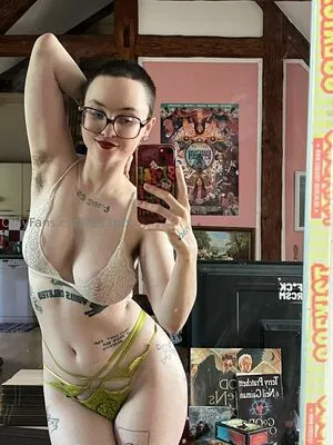 Sirenspawnling OnlyFans Leaked Free Thumbnail Picture - #ZoBDmz0pcJ