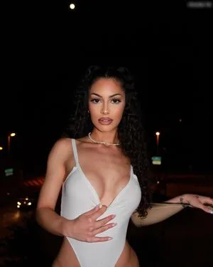 Siria Longo OnlyFans Leaked Free Thumbnail Picture - #KT8GQ5duLA
