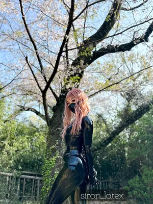Siron Latex OnlyFans Leaked Free Thumbnail Picture - #9eRyo8Boyy