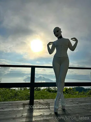 Siron Latex OnlyFans Leaked Free Thumbnail Picture - #MjaTi5dMVS