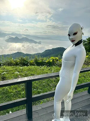 Siron Latex OnlyFans Leaked Free Thumbnail Picture - #hMUiORg0bM