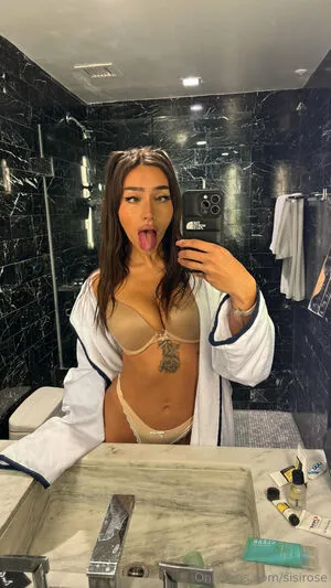 Sisirose OnlyFans Leaked Free Thumbnail Picture - #7iNc80ME2O
