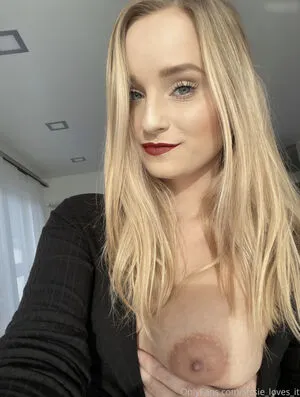 Sissie Loves It OnlyFans Leaked Free Thumbnail Picture - #N82rWvw7X9