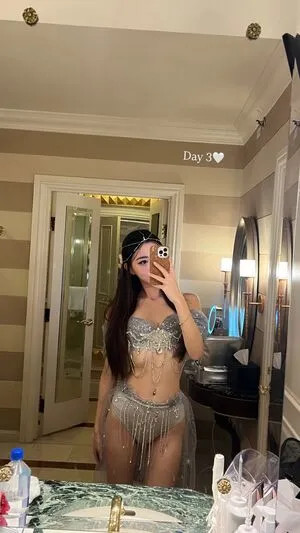 Sissiyangg OnlyFans Leaked Free Thumbnail Picture - #0yoyhWl5km