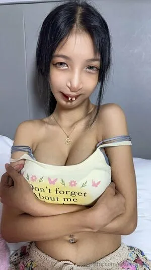 Sisterceline OnlyFans Leaked Free Thumbnail Picture - #ANvA03hwzz