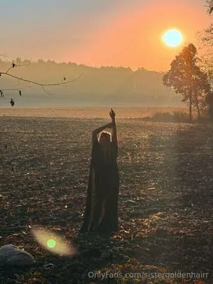 Sistergoldenhairr OnlyFans Leaked Free Thumbnail Picture - #z1tVVvddfS