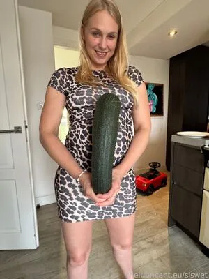 Siswet OnlyFans Leaked Free Thumbnail Picture - #ORxCg1uATx