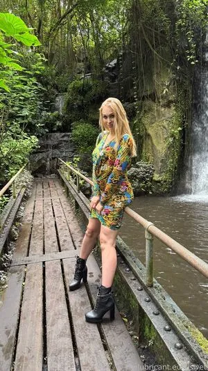 Siswet OnlyFans Leaked Free Thumbnail Picture - #WMkr8x1SPa
