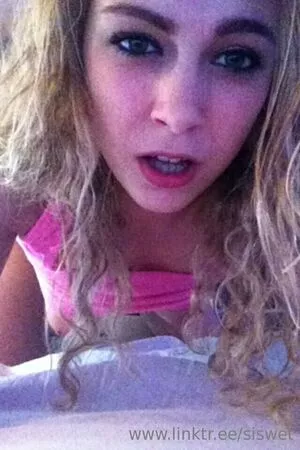 Siswet19 OnlyFans Leaked Free Thumbnail Picture - #5Yt9Aozovy