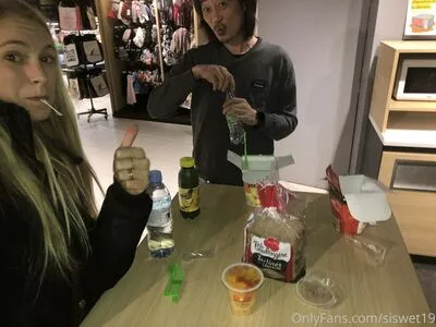 Siswet19 OnlyFans Leaked Free Thumbnail Picture - #k881HIDiZP