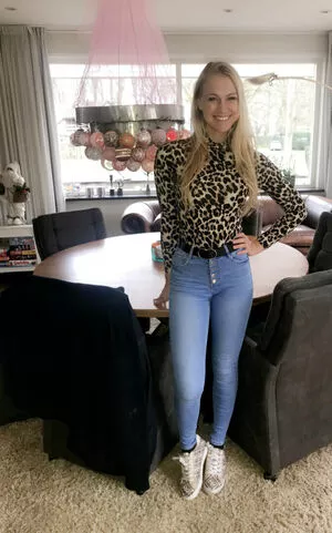 Siswet19 OnlyFans Leaked Free Thumbnail Picture - #m3GJ2KlEk5