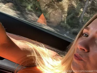 Siswet19 OnlyFans Leaked Free Thumbnail Picture - #xBz8D61o7Y