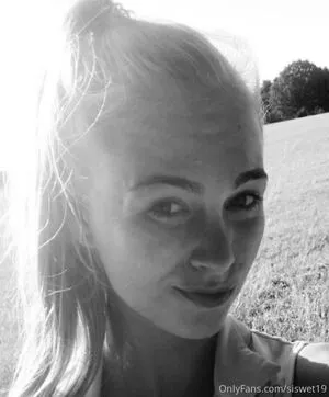 Siswet19 OnlyFans Leaked Free Thumbnail Picture - #z2yxlR1Cca