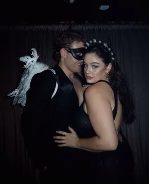 Sixtinerouyre OnlyFans Leaked Free Thumbnail Picture - #8AibyCwPEx