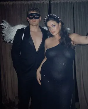 Sixtinerouyre OnlyFans Leaked Free Thumbnail Picture - #agJC13KiwA