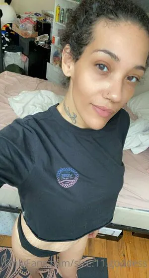 Size 11 Goddess OnlyFans Leaked Free Thumbnail Picture - #h4tRK2gpOp