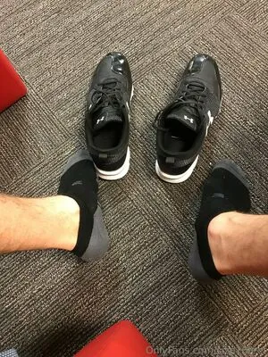 Size16feet OnlyFans Leaked Free Thumbnail Picture - #0ScS3DSK5C