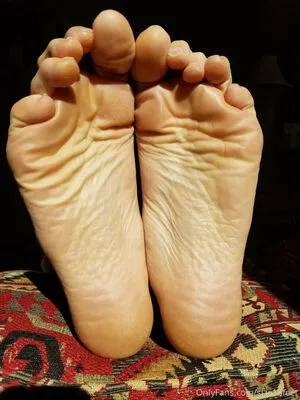 Size16feet OnlyFans Leaked Free Thumbnail Picture - #7Gdmgg4ivN
