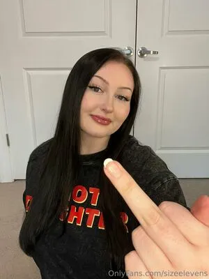 Sizeelevens OnlyFans Leaked Free Thumbnail Picture - #TMdsJi5SnA