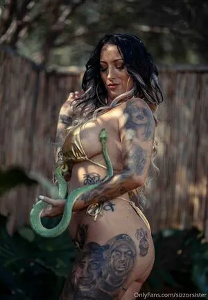 Sizzorsister OnlyFans Leaked Free Thumbnail Picture - #KDQA0xPPLH