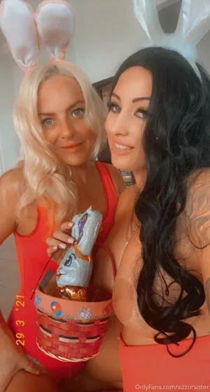 Sizzorsister OnlyFans Leaked Free Thumbnail Picture - #lsnDJ35fFj
