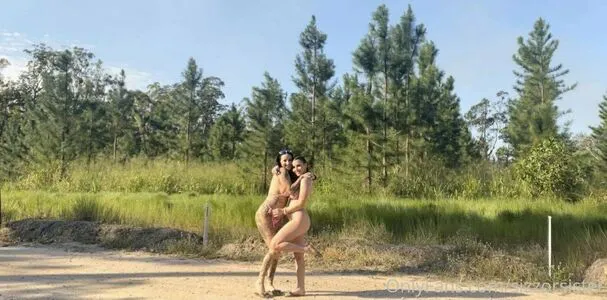 Sizzorsister OnlyFans Leaked Free Thumbnail Picture - #v6WKHIXyg0