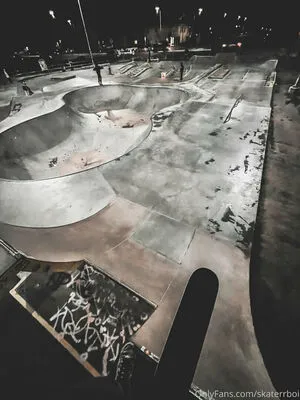 Skaterrboi OnlyFans Leaked Free Thumbnail Picture - #FT267C4lVD