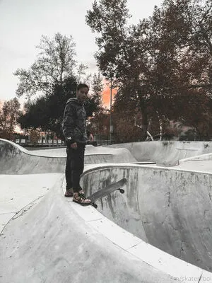 Skaterrboi OnlyFans Leaked Free Thumbnail Picture - #Hsm40pfzZJ